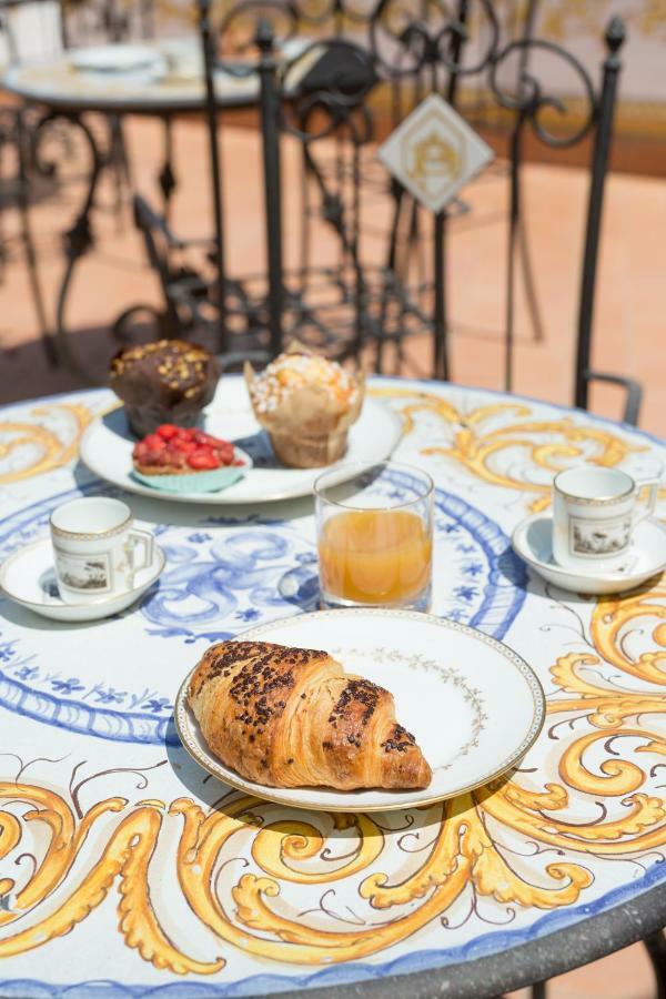 Palazzo Doria D'Angri Suites Napoli Dış mekan fotoğraf