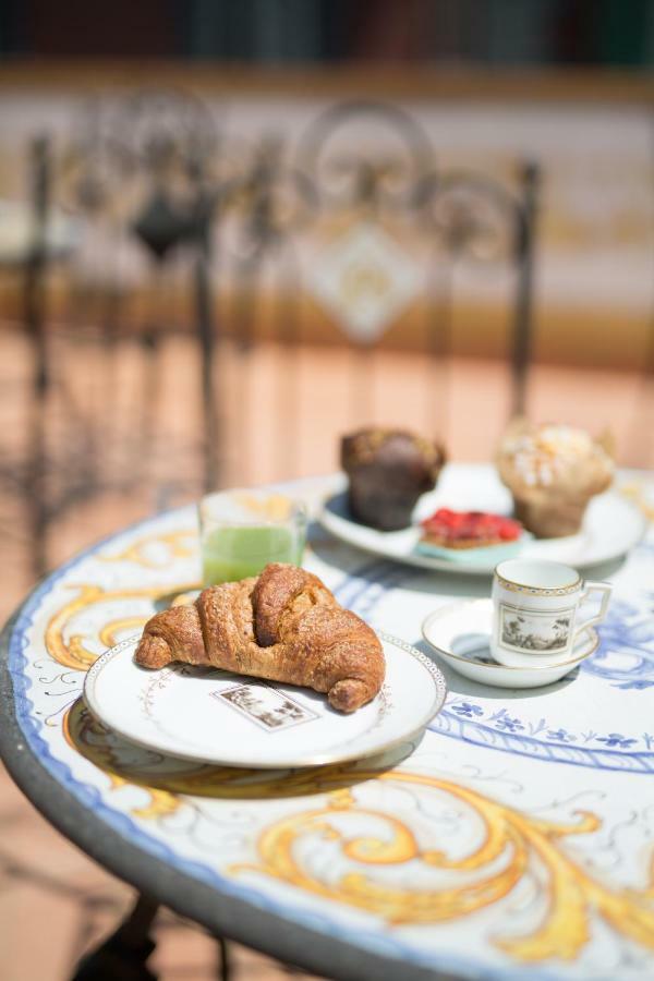 Palazzo Doria D'Angri Suites Napoli Dış mekan fotoğraf